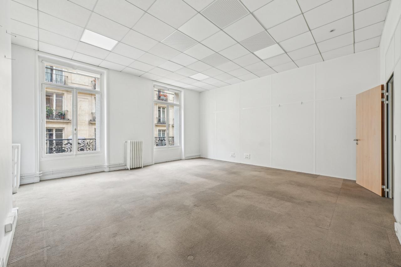 Bureau Paris 330m² Location bureau Paris OLBUR2426182 2